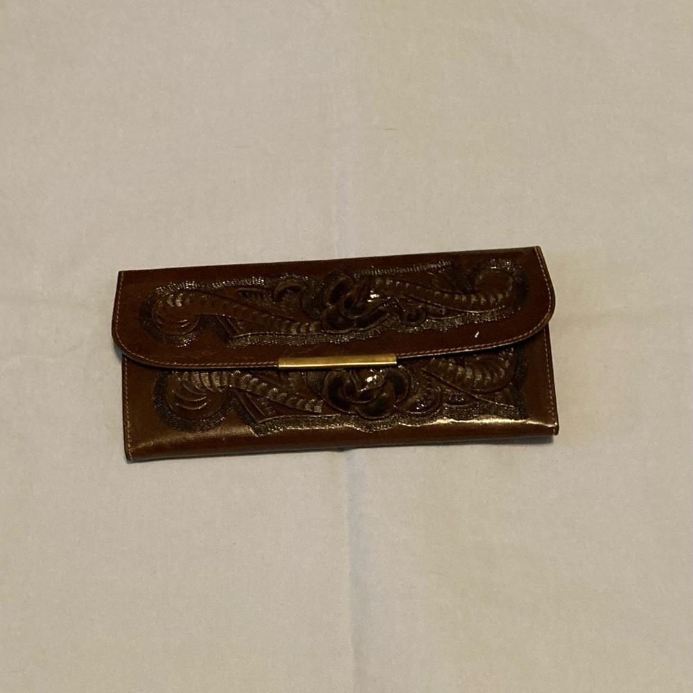 Medium Sized Vintage Brown Leather Wallet